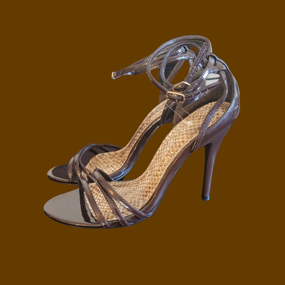Shose - Picture 2 of 3